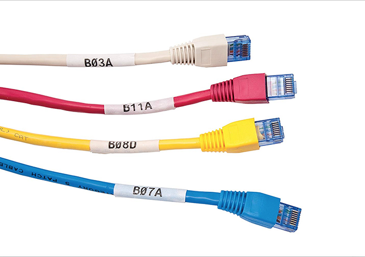 foto noticia Etiquetas rotatorias para identificación de cables y latiguillos.